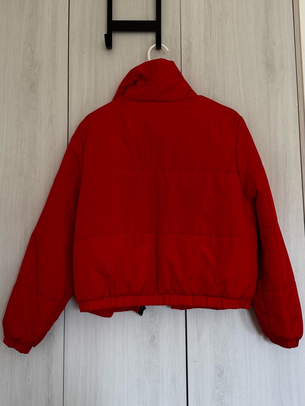 Red Cropped Puffer Jacket - Picture 4 of 4